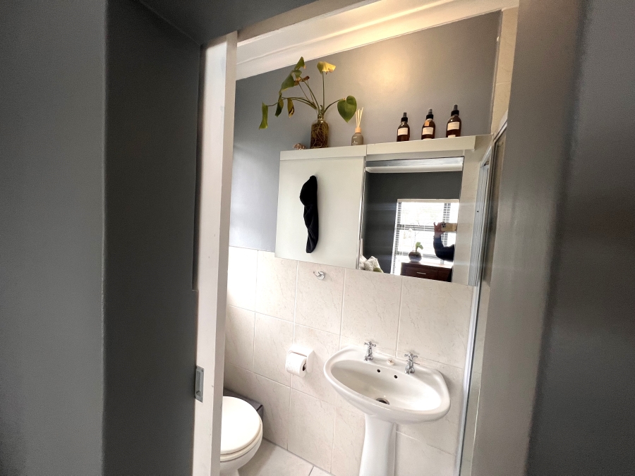 2 Bedroom Property for Sale in Royal Ascot Western Cape